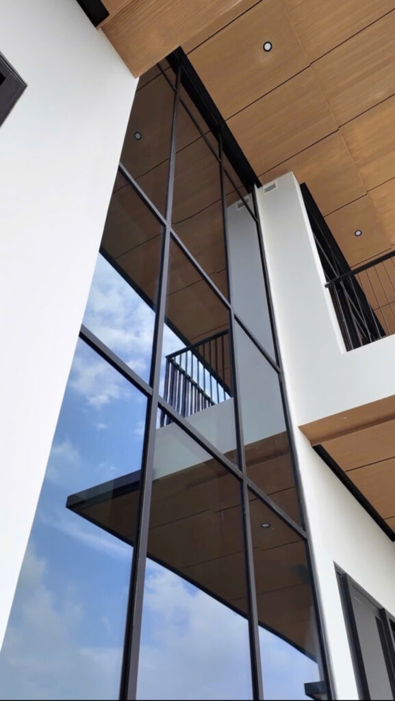 Hình DUPLEX bên ngoài