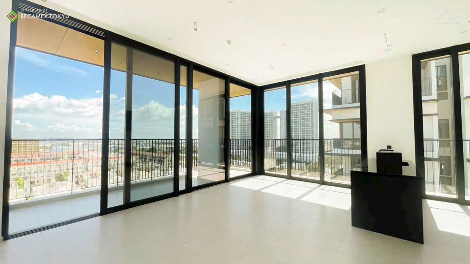 Bàn giao The TEN với hệ kính 2 view tại căn 3 phòng ngủ